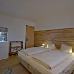 Petul Garden Hotel 3*