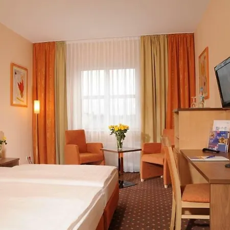 Petul Garden Hotell 3*