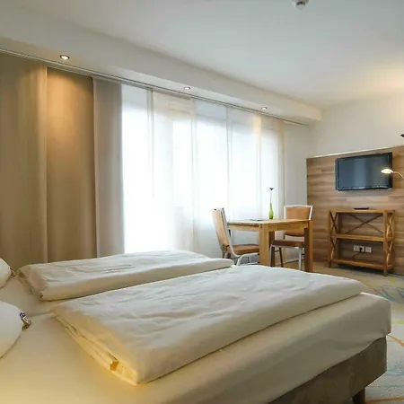 Petul Garden 3*